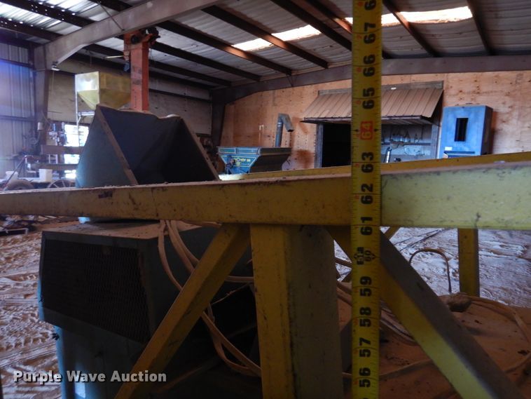 image for item DF0033 Ideal S1-0C  seed cleaner