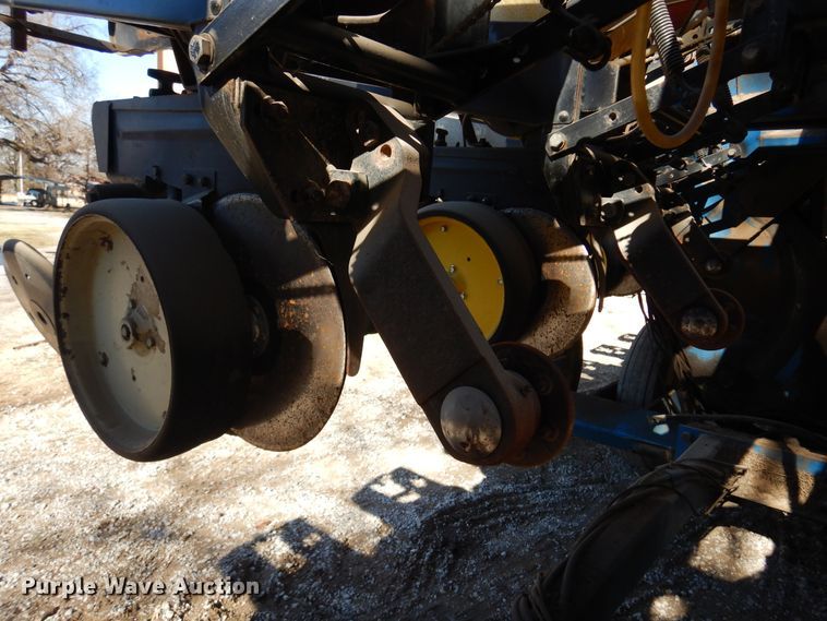 image for item DF0034 Kinze Twin Line  split row planter