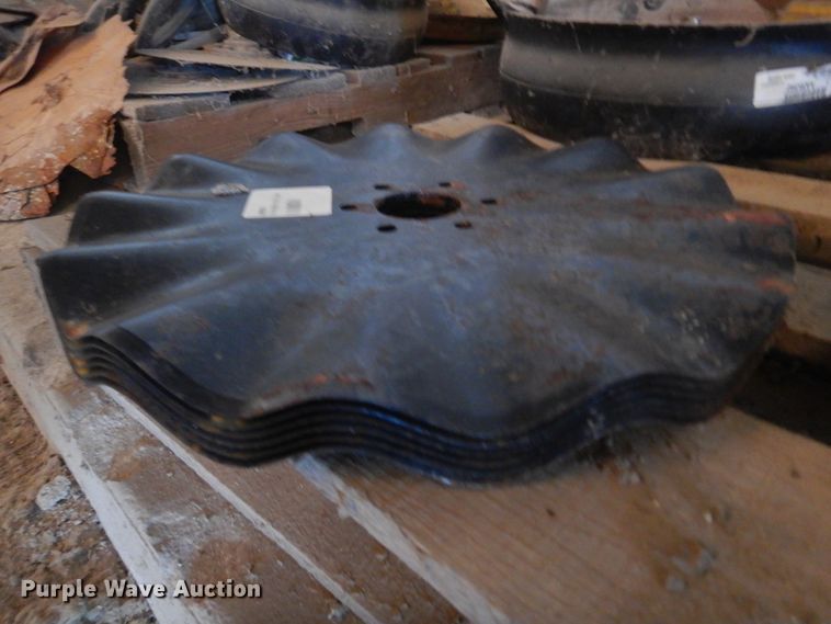 image for item DF0034 Kinze Twin Line  split row planter