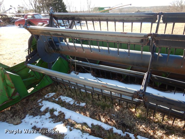 image for item DF0037 1990 John Deere 925F  flex head