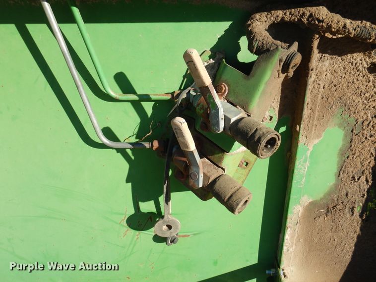 image for item DF0037 1990 John Deere 925F  flex head