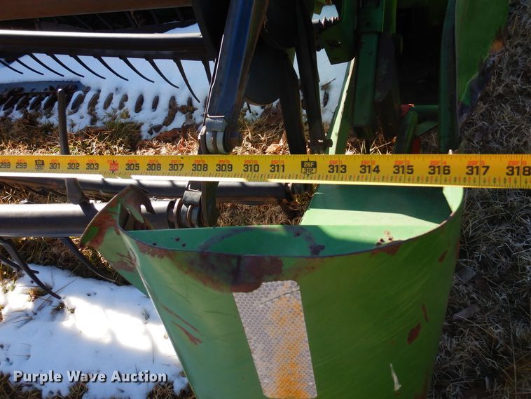 image for item DF0037 1990 John Deere 925F  flex head