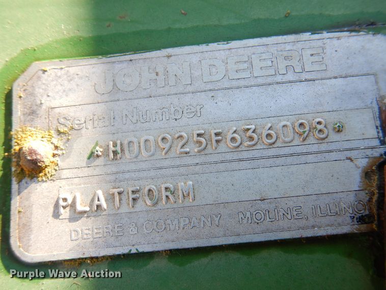 image for item DF0037 1990 John Deere 925F  flex head