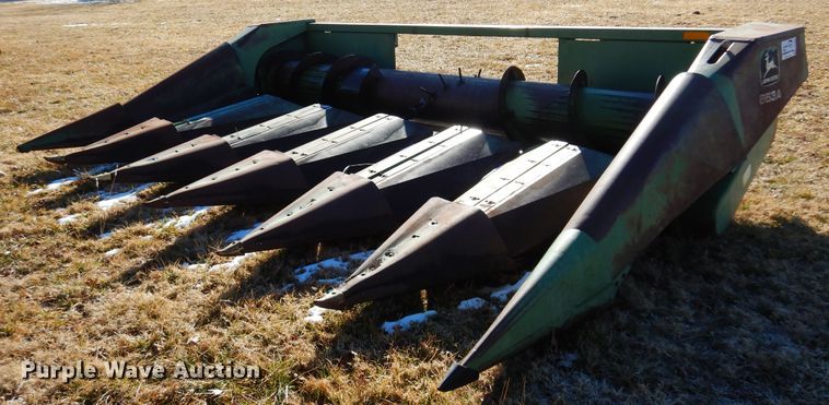 image for item DF0038 John Deere 653A  all-crop head