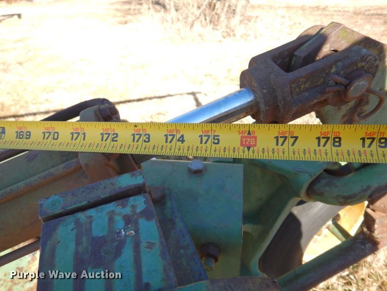 image for item DF0039 John Deere A1450  five bottom plow