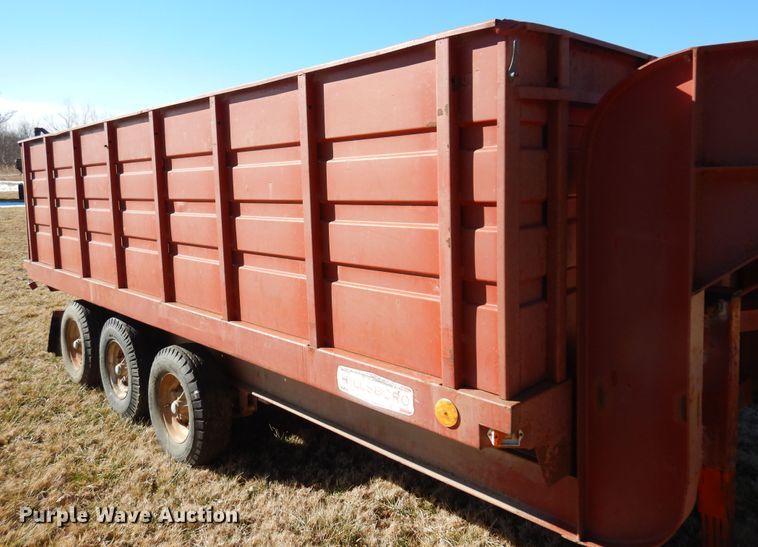 image for item DF0040 1973 Hillsboro  end dump trailer