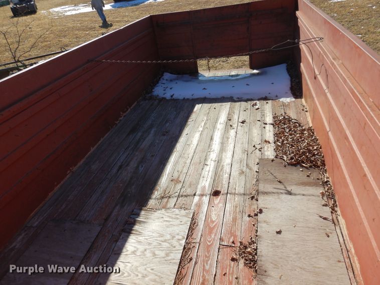 image for item DF0040 1973 Hillsboro  end dump trailer