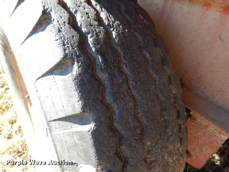 image for item DF0040 1973 Hillsboro  end dump trailer