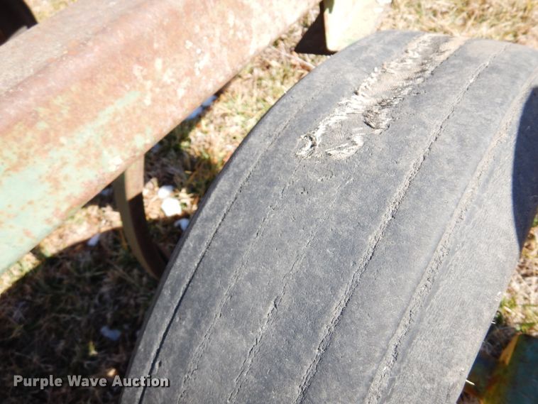 image for item DF0042 John Deere E1600  chisel