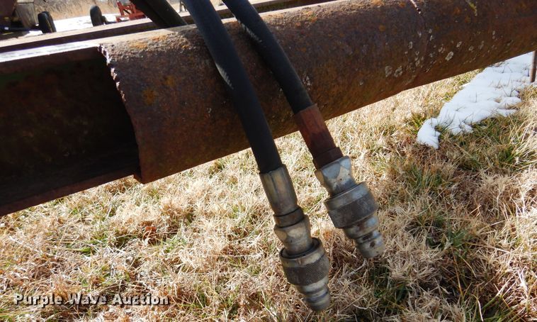 image for item DF0043 John Deere 1010  field cultivator