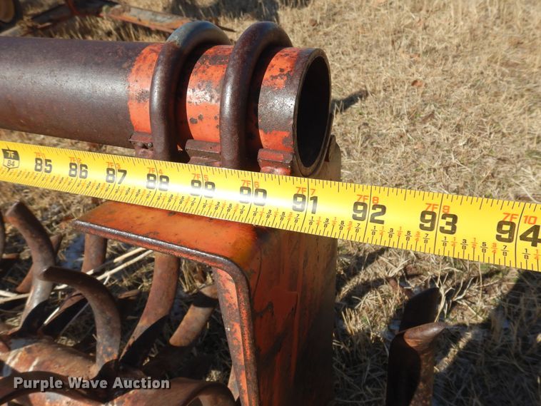 image for item DF0107 Sunflower 79J-14  sweep plow