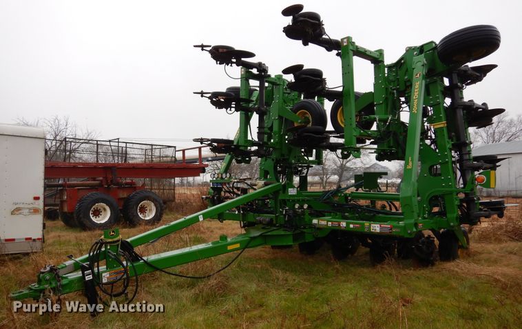 image for item DI8660 2015 John Deere HSLD 2510H  NH3 applicator