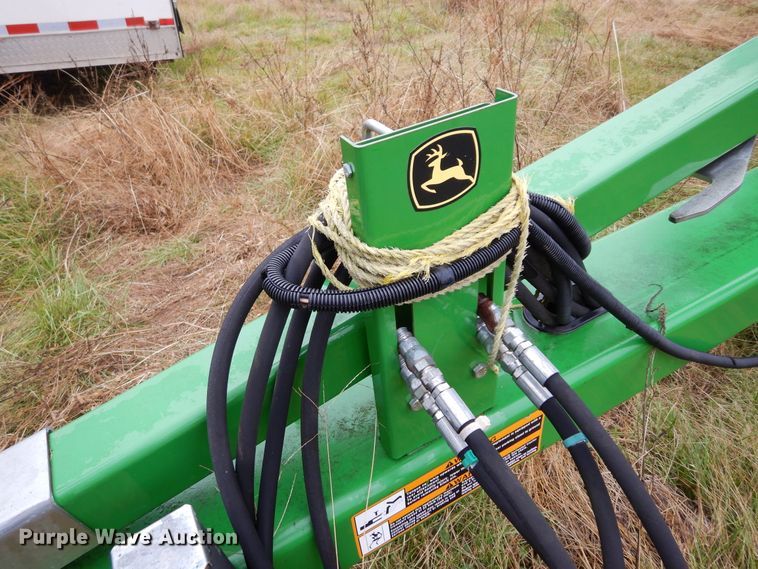 image for item DI8660 2015 John Deere HSLD 2510H  NH3 applicator