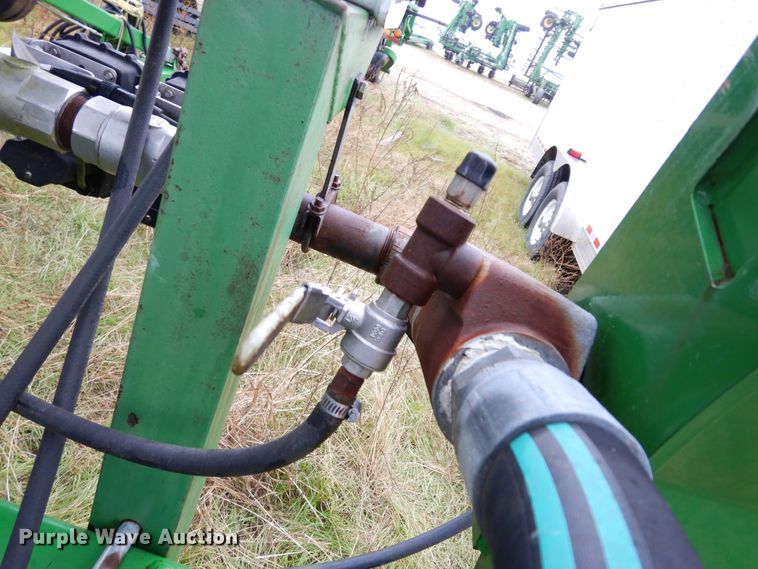 image for item DI8660 2015 John Deere HSLD 2510H  NH3 applicator