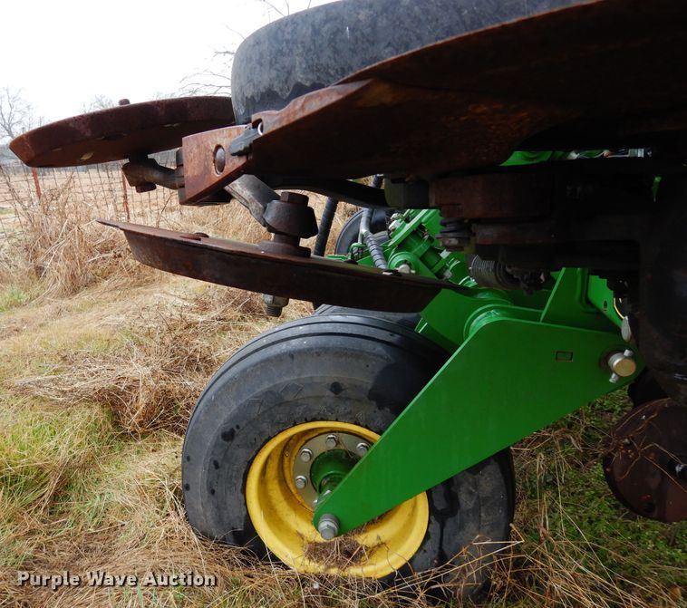 image for item DI8660 2015 John Deere HSLD 2510H  NH3 applicator