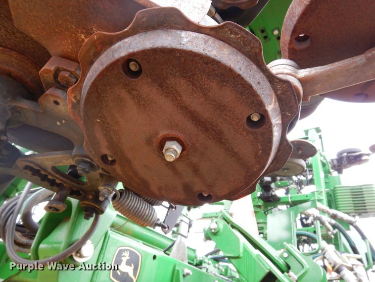 image for item DI8660 2015 John Deere HSLD 2510H  NH3 applicator