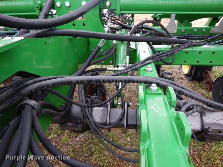 image for item DI8661 2015 John Deere HSLD 2510H  NH3 applicator