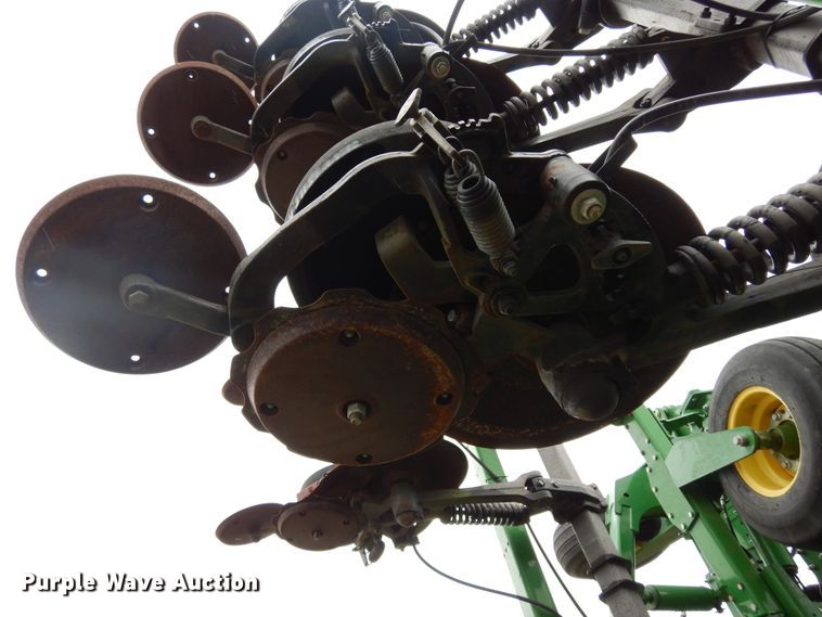 image for item DI8661 2015 John Deere HSLD 2510H  NH3 applicator