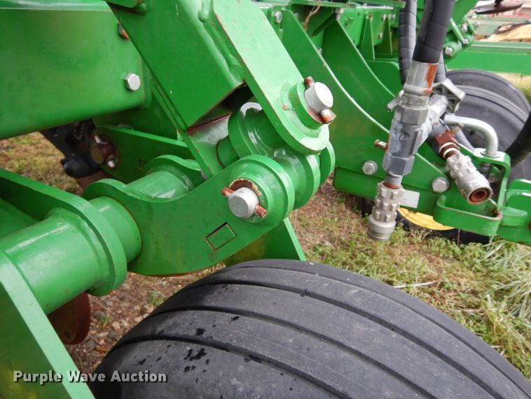 image for item DI8661 2015 John Deere HSLD 2510H  NH3 applicator