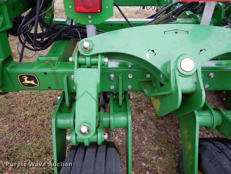 image for item DI8661 2015 John Deere HSLD 2510H  NH3 applicator