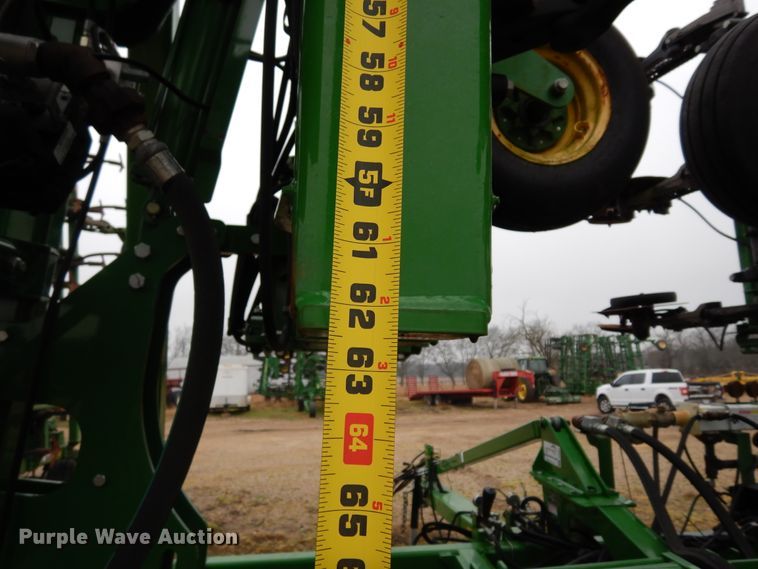 image for item DI8661 2015 John Deere HSLD 2510H  NH3 applicator