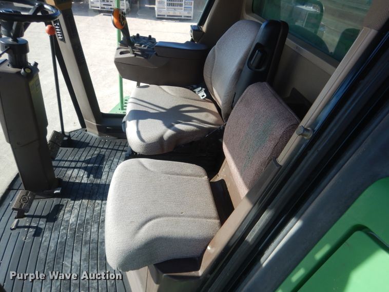 image for item DJ1264 2001 John Deere 9750 STS  combine