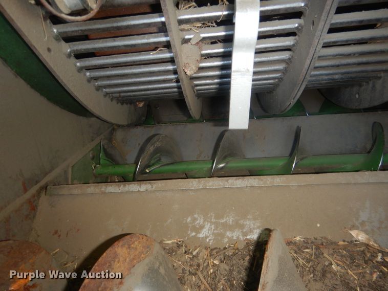 image for item DJ1264 2001 John Deere 9750 STS  combine