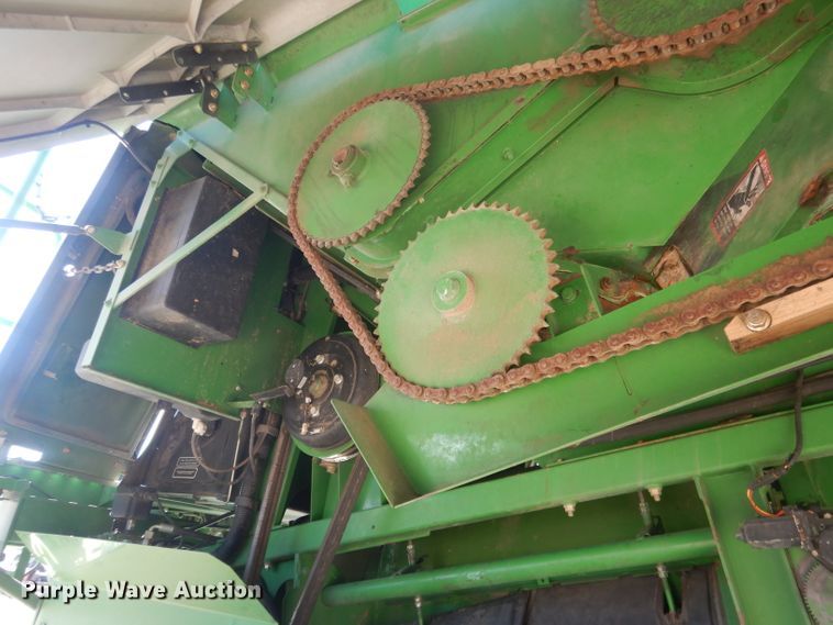 image for item DJ1264 2001 John Deere 9750 STS  combine