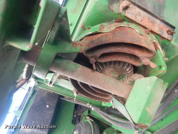 image for item DJ1264 2001 John Deere 9750 STS  combine