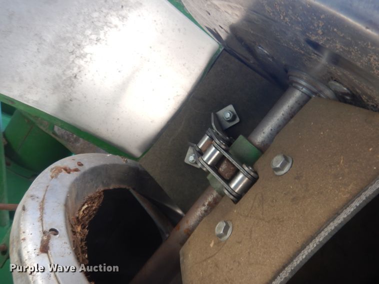 image for item DJ1264 2001 John Deere 9750 STS  combine