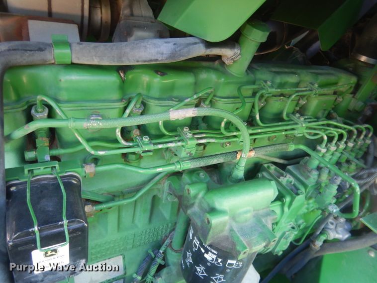 image for item DJ1264 2001 John Deere 9750 STS  combine