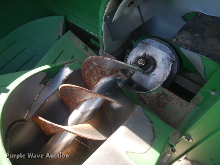 image for item DJ1264 2001 John Deere 9750 STS  combine