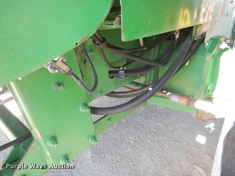 image for item DJ1264 2001 John Deere 9750 STS  combine