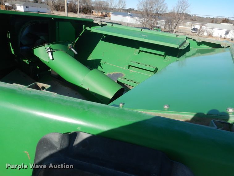 image for item DJ1264 2001 John Deere 9750 STS  combine