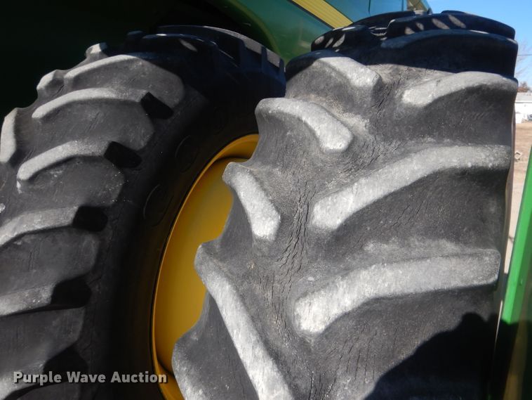 image for item DJ1264 2001 John Deere 9750 STS  combine