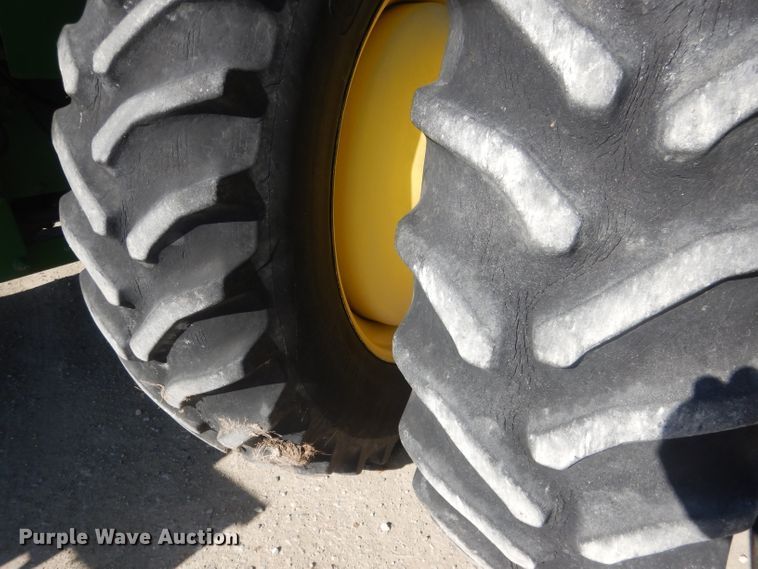 image for item DJ1264 2001 John Deere 9750 STS  combine