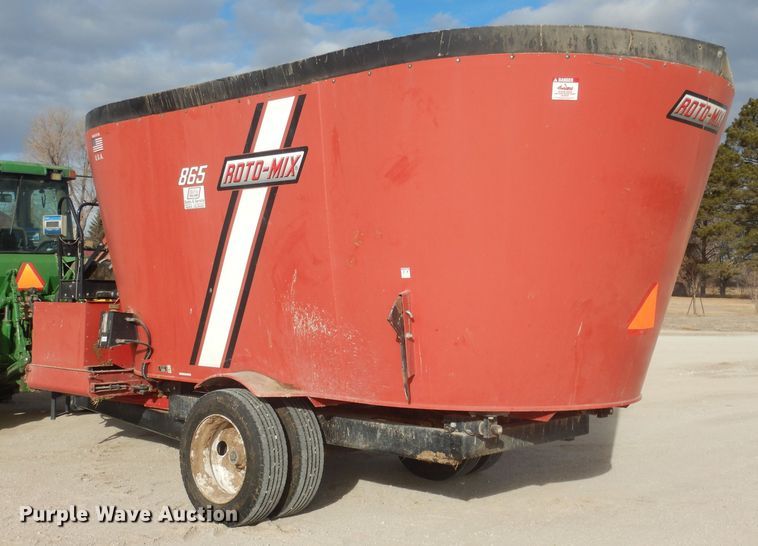 image for item DJ1268 Roto Mix 865 TRL  feed mixer