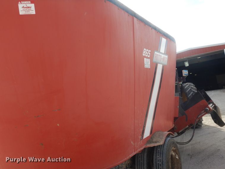 image for item DJ1268 Roto Mix 865 TRL  feed mixer