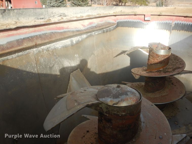 image for item DJ1268 Roto Mix 865 TRL  feed mixer