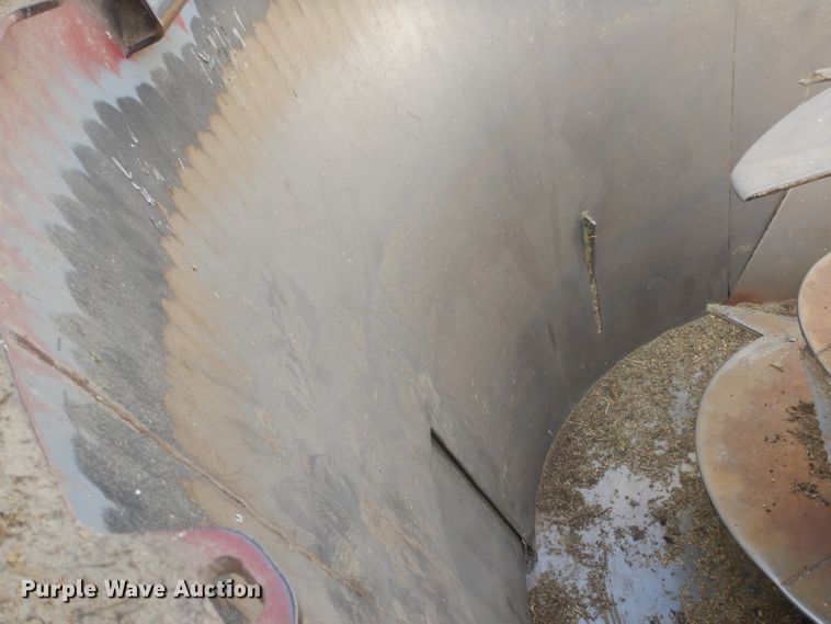 image for item DJ1268 Roto Mix 865 TRL  feed mixer