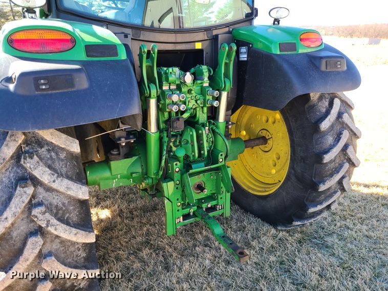 image for item DJ1721 2015 John Deere 6125R  MFWD tractor