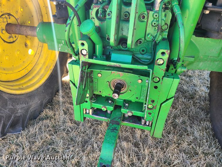 image for item DJ1721 2015 John Deere 6125R  MFWD tractor