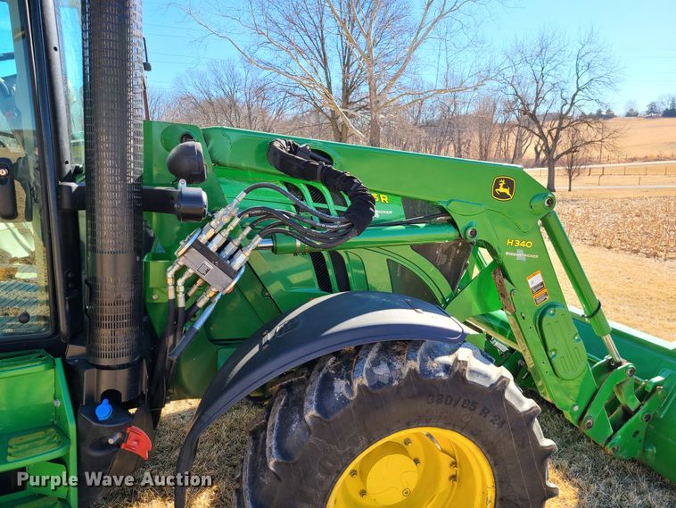 image for item DJ1721 2015 John Deere 6125R  MFWD tractor