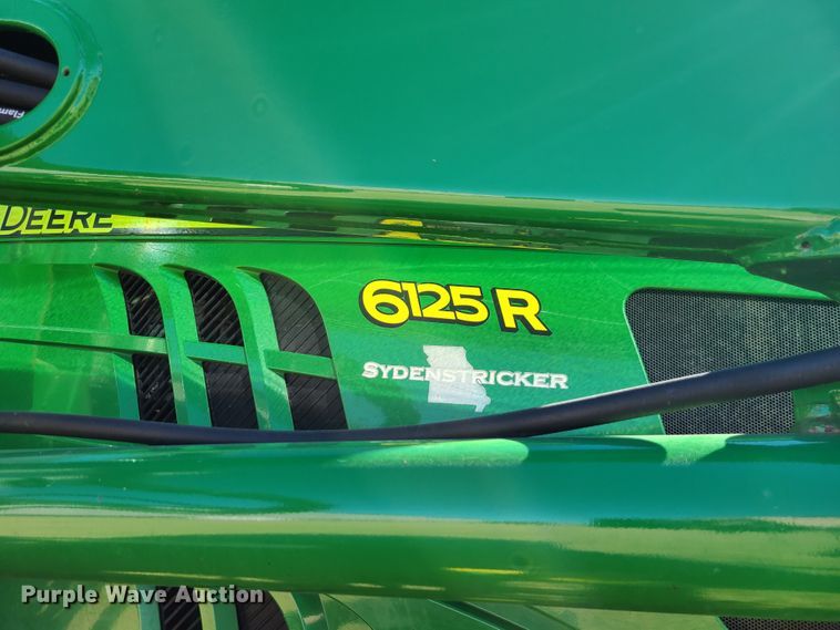 image for item DJ1721 2015 John Deere 6125R  MFWD tractor