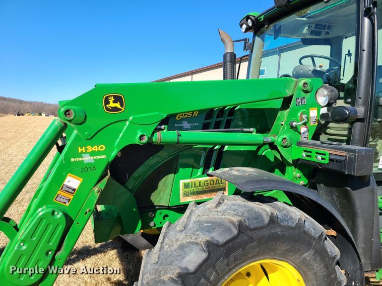 image for item DJ1721 2015 John Deere 6125R  MFWD tractor