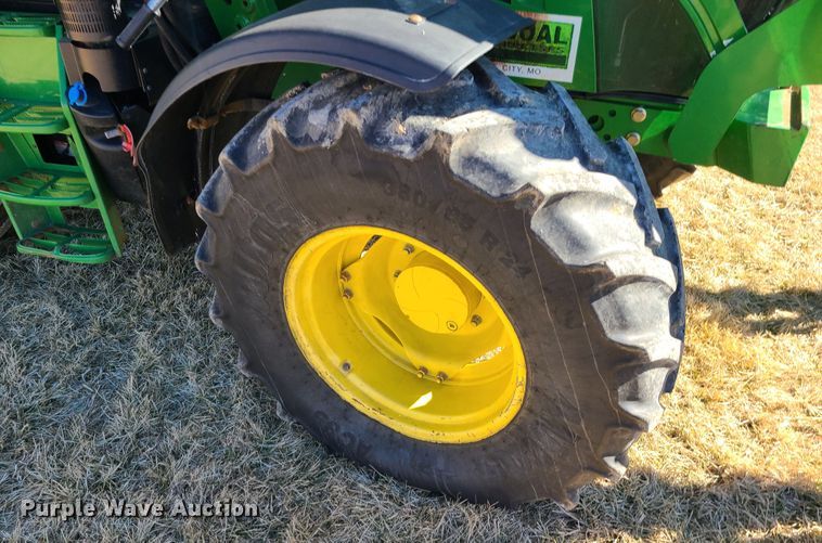 image for item DJ1721 2015 John Deere 6125R  MFWD tractor