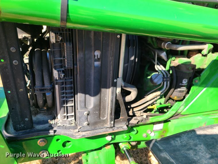 image for item DJ1721 2015 John Deere 6125R  MFWD tractor