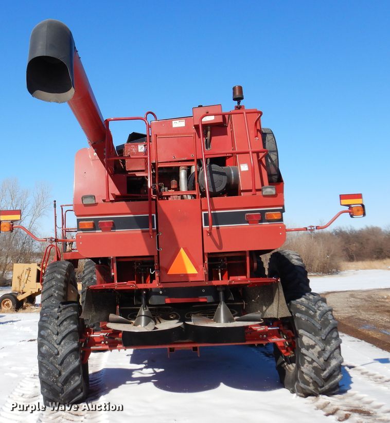 image for item DK4236 2006 Case IH 2388  combine
