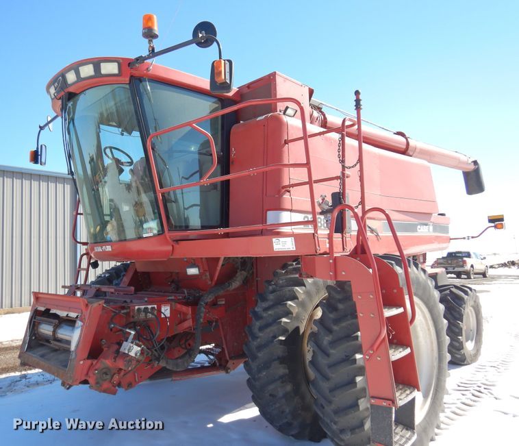 image for item DK4236 2006 Case IH 2388  combine