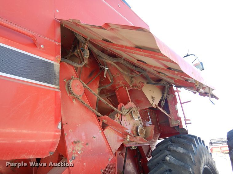image for item DK4236 2006 Case IH 2388  combine